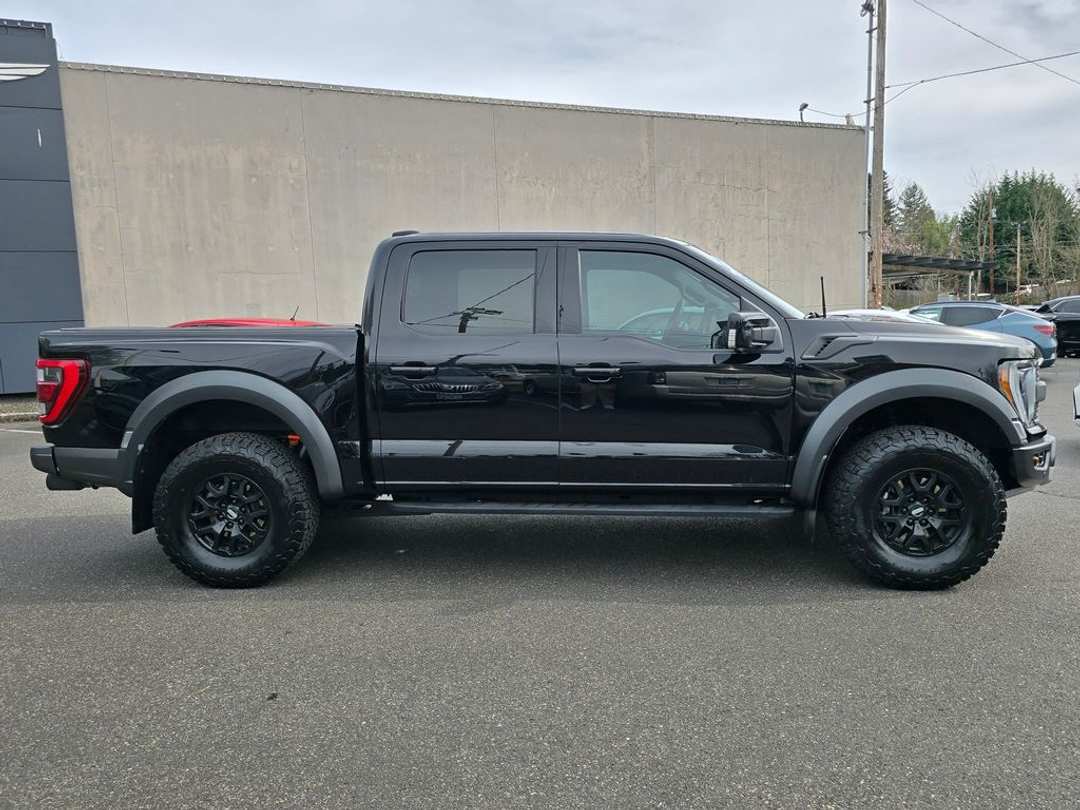 2023 Ford F-150 Raptor - Image 2