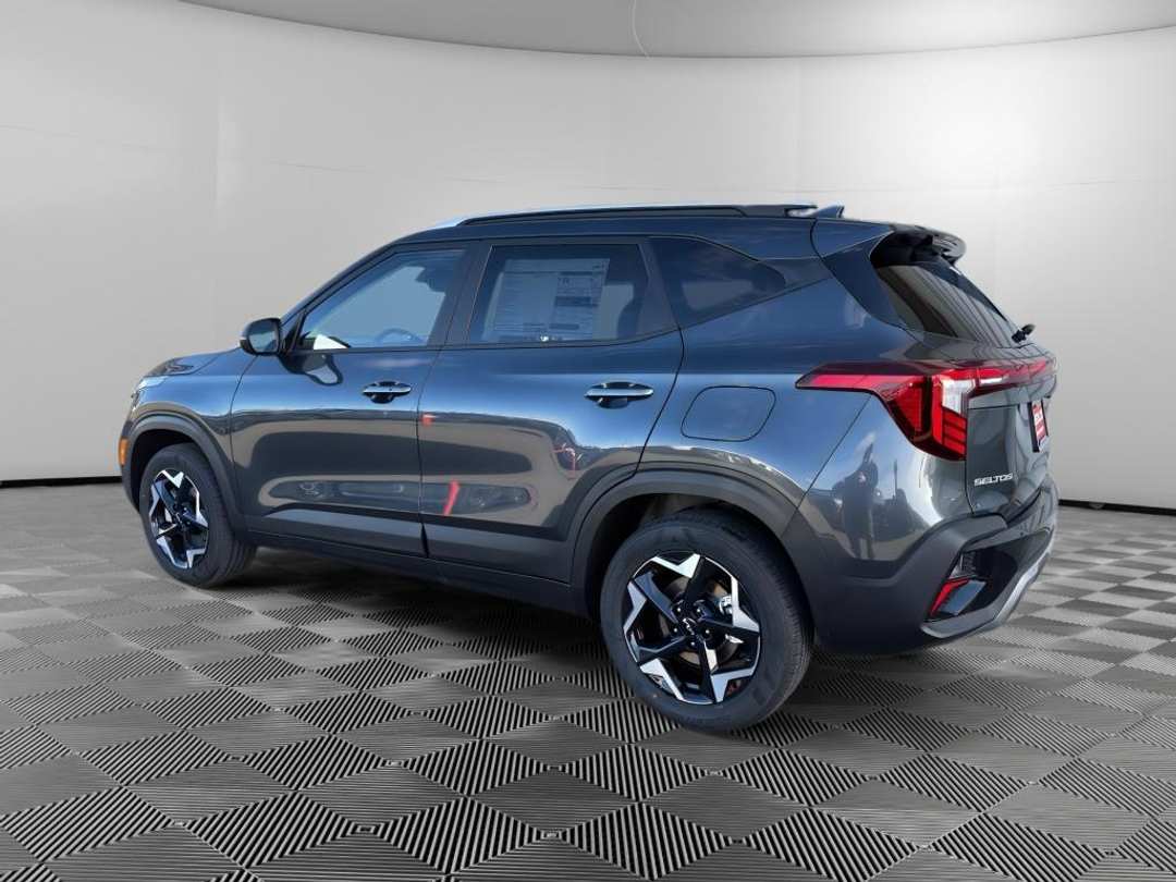 2026 Kia Seltos S - Image 3