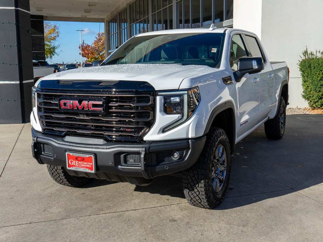 2026 GMC Sierra 1500 AT4X - Image 3