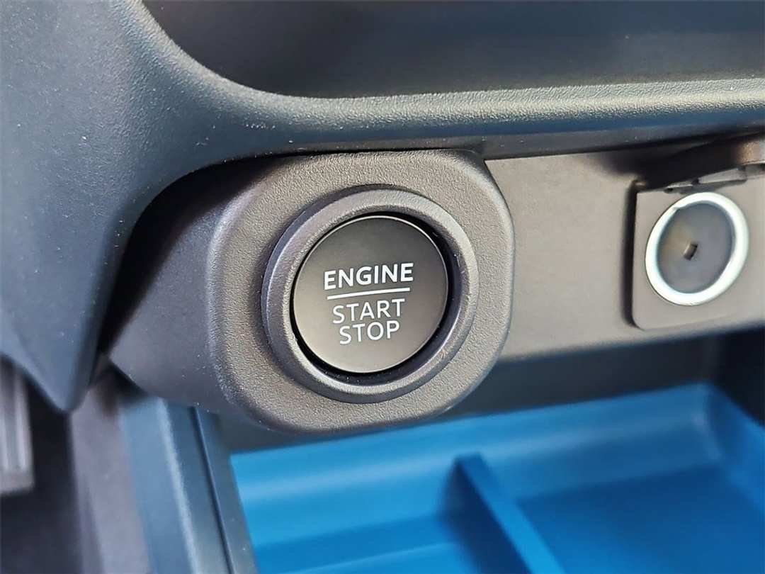 2025 Ford Maverick XLT - Image 16