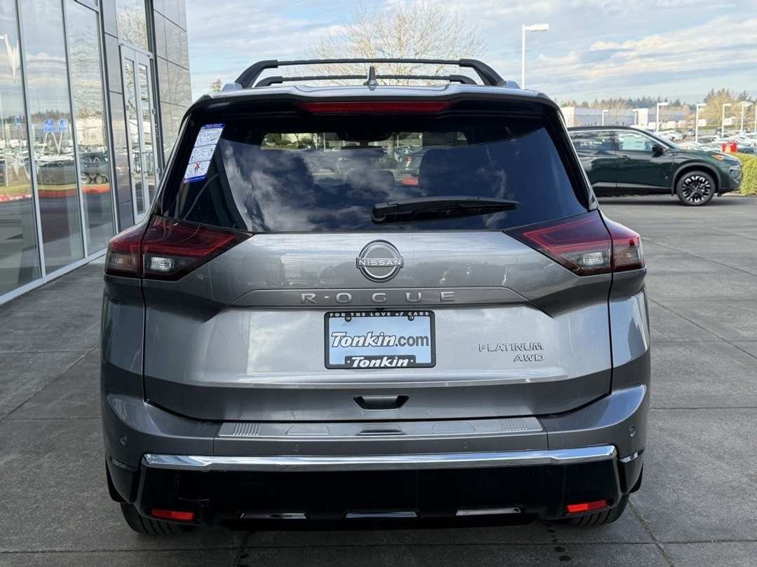2026 Nissan Rogue Platinum - Image 6