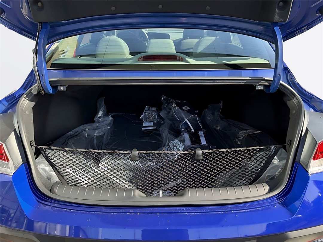 2026 Hyundai Elantra SEL Sport - Image 10