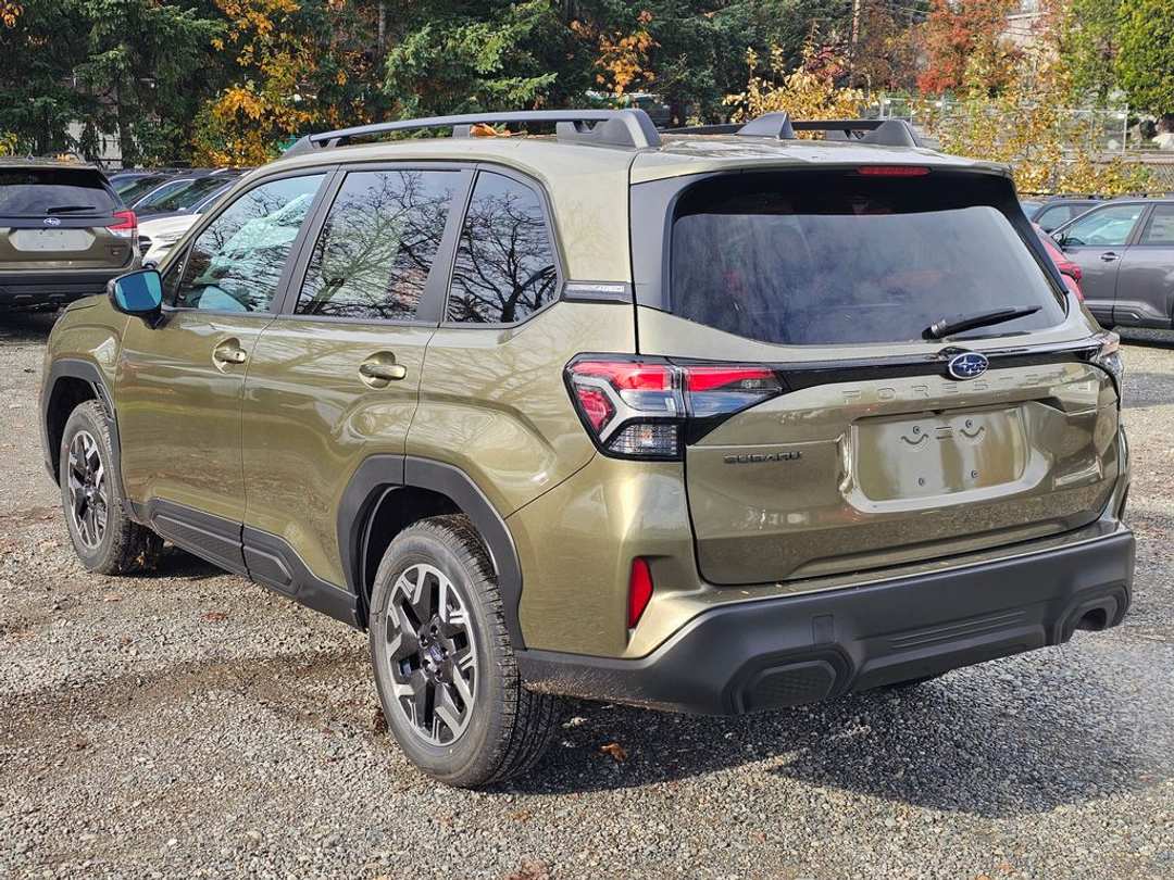 2026 Subaru Forester Premium - Image 3