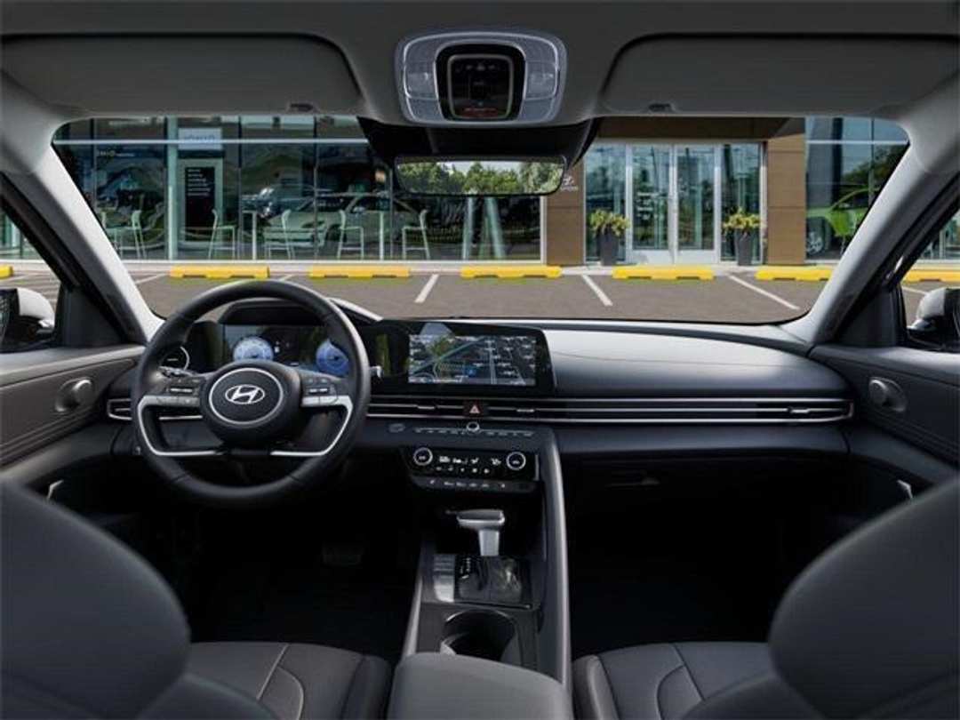2026 Hyundai Elantra Limited - Image 11