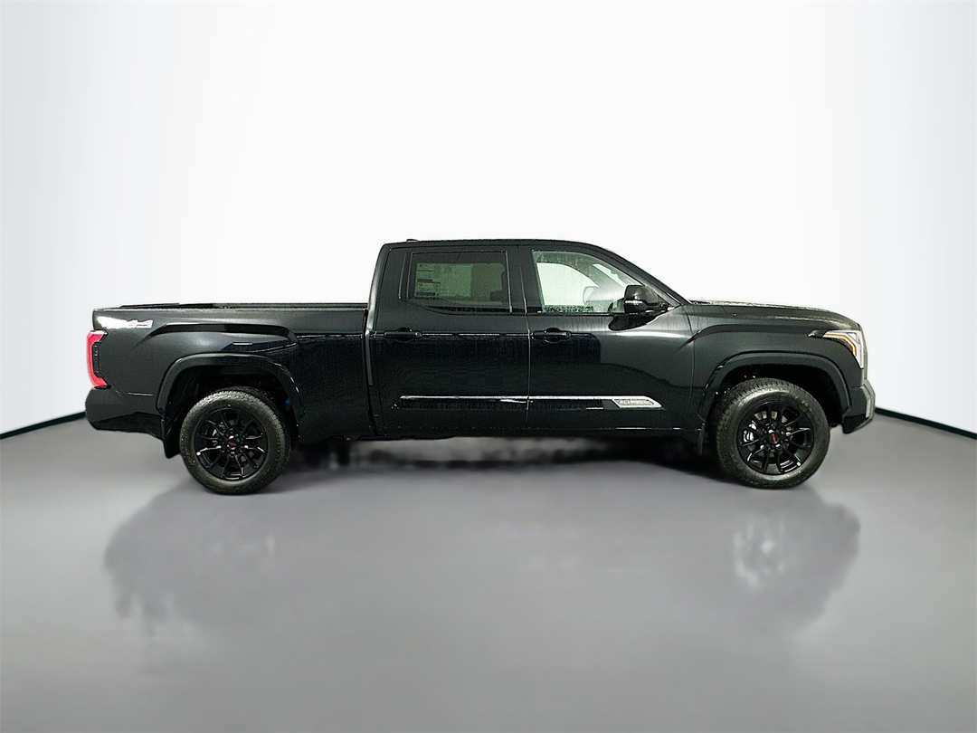 2026 Toyota Tundra Platinum - Image 8