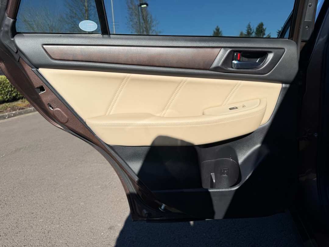 2019 Subaru Outback 3.6R - Image 30