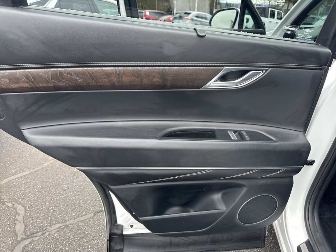 2024 Genesis Gv80 2.5T - Image 42