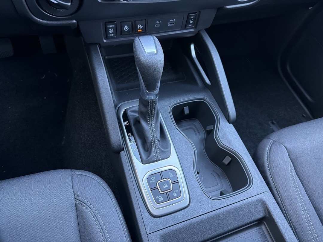 2026 Nissan Frontier SV - Image 23