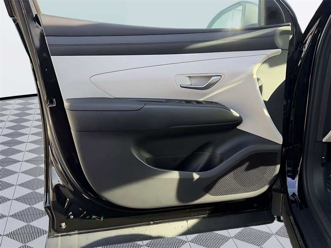 2026 Hyundai Tucson SEL - Image 11