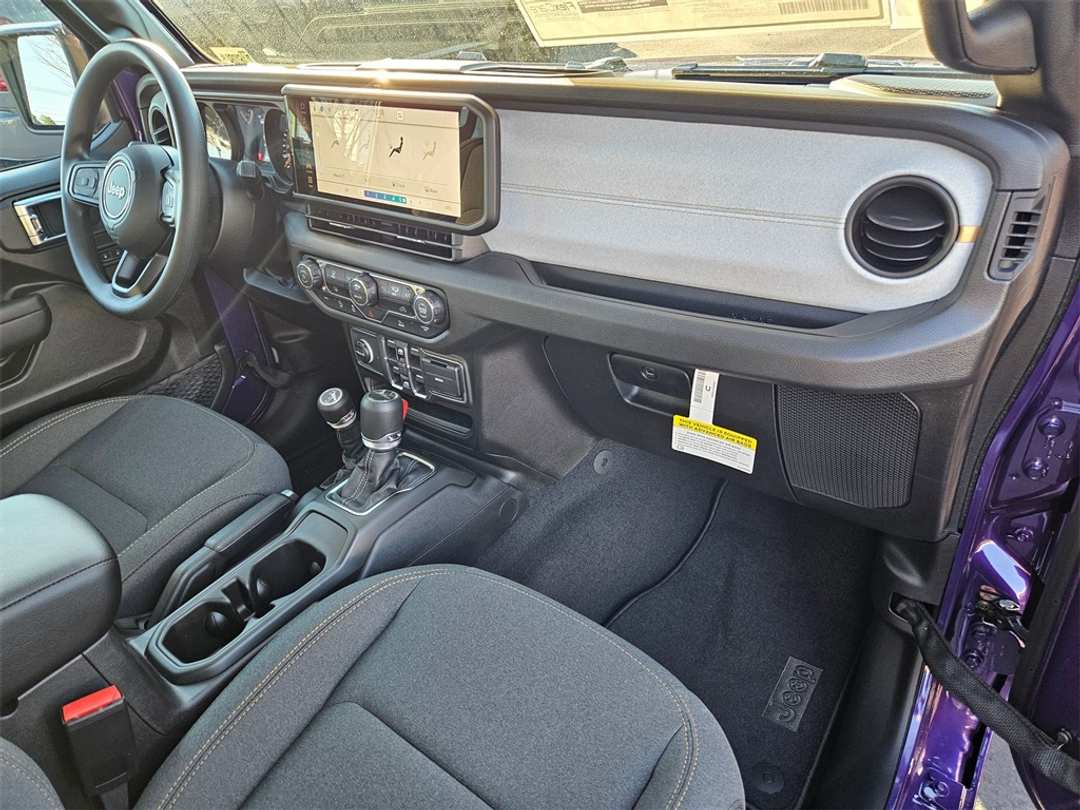 2026 Jeep Gladiator Sport - Image 35