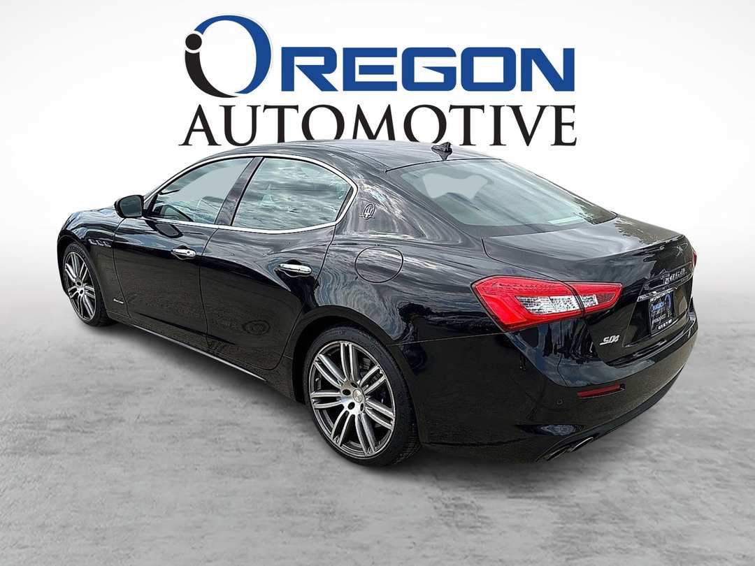 2019 Maserati Ghibli S Q4 GRANLUSSO - Image 3