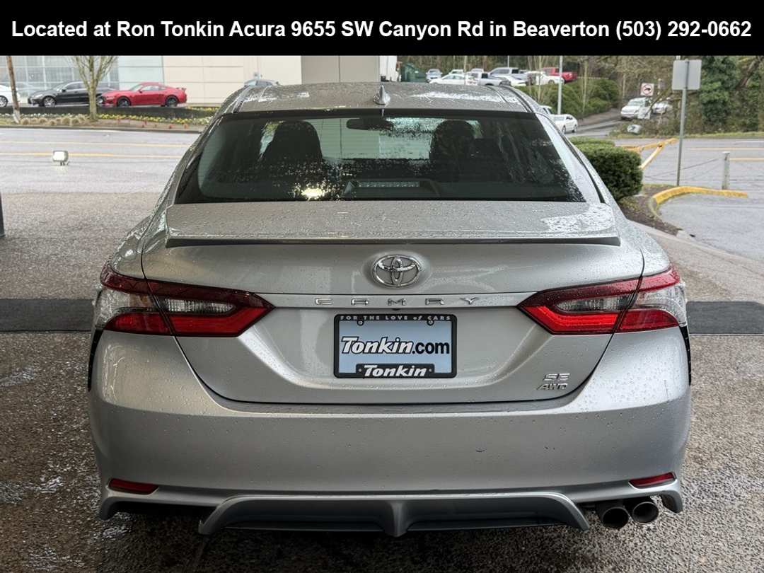 2024 Toyota Camry SE - Image 6