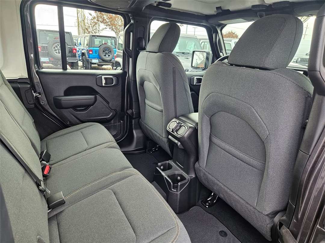 2026 Jeep Wrangler Sport - Image 33