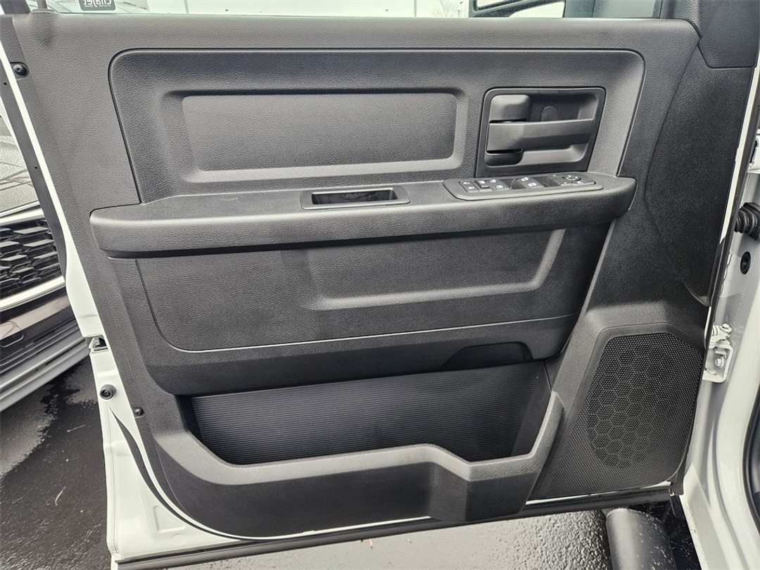 2026 Ram 2500 Tradesman - Image 10