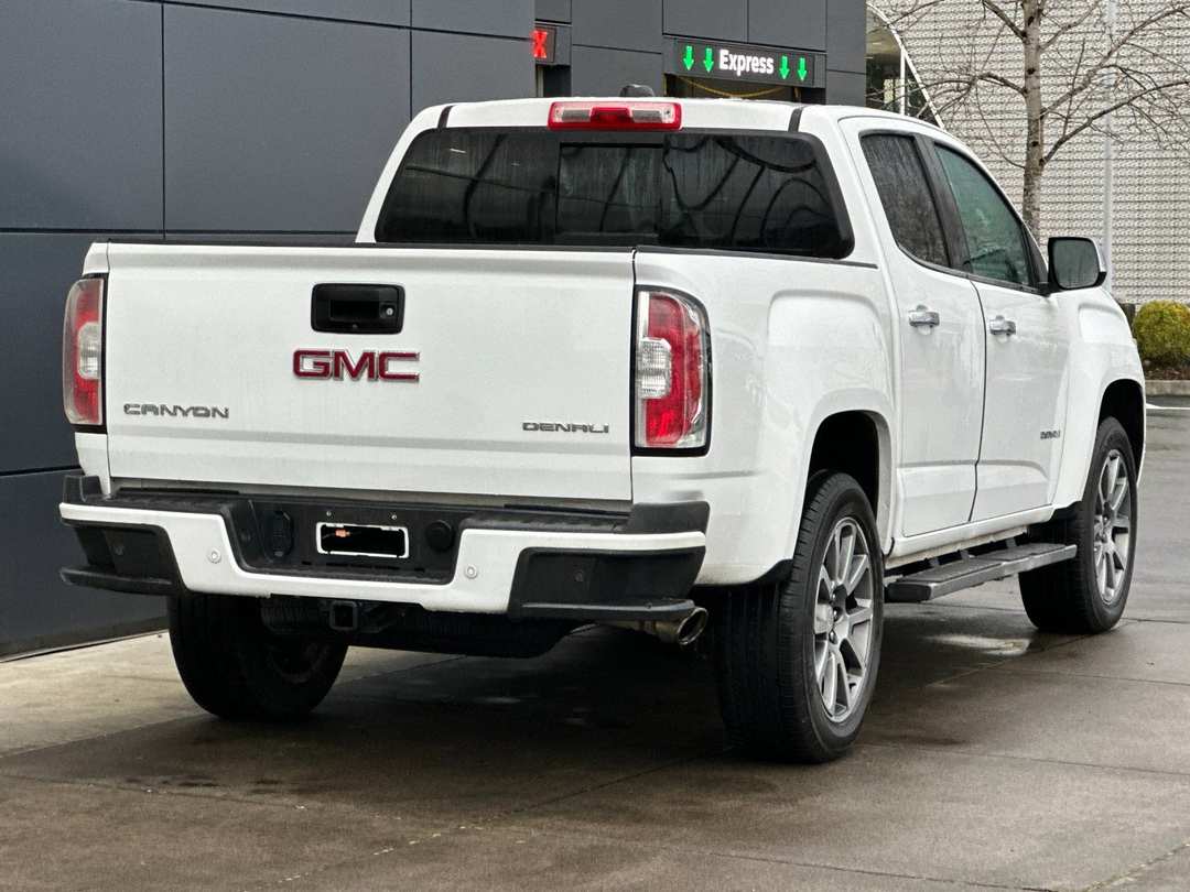 2019 GMC Canyon Denali - Image 3