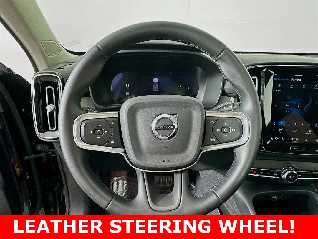 2025 Volvo Xc40 B5 Plus Dark Theme - Image 14