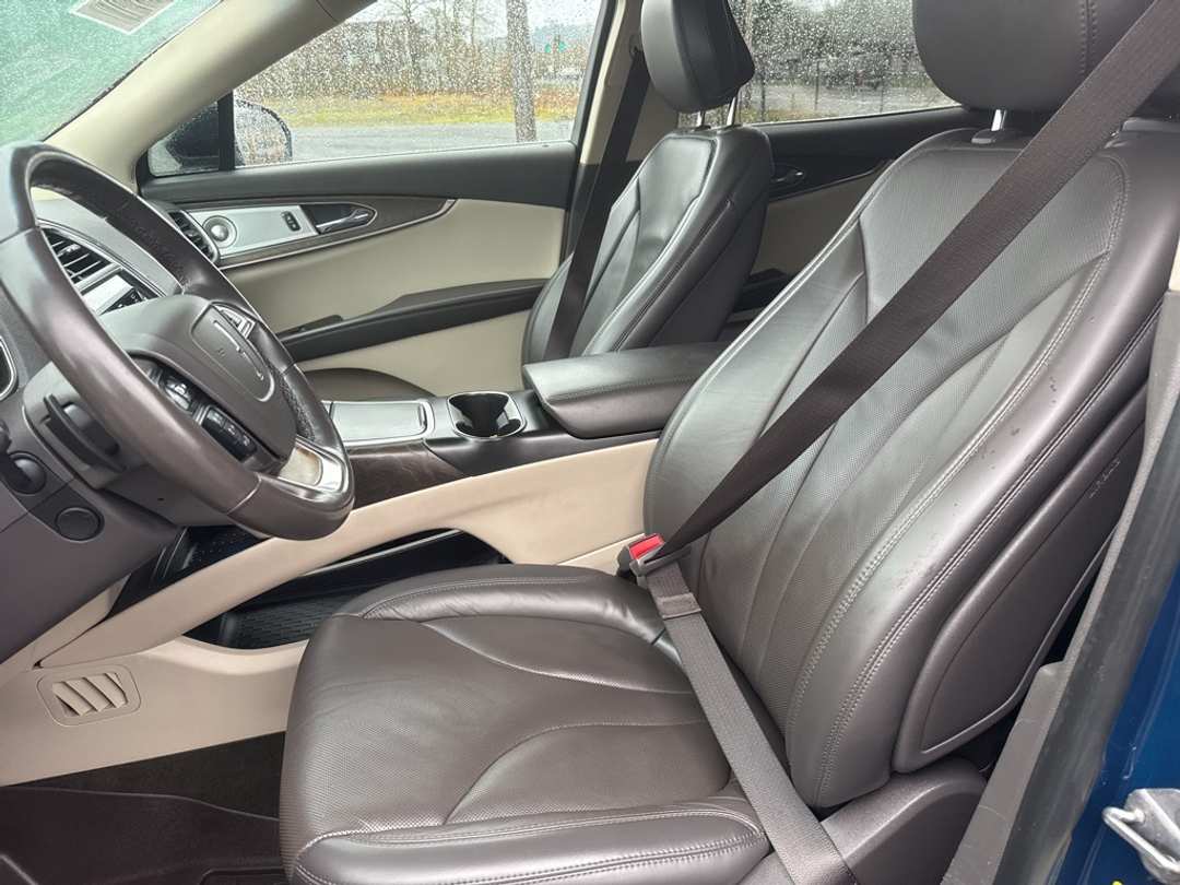 2020 Lincoln Nautilus Reserve - Image 13