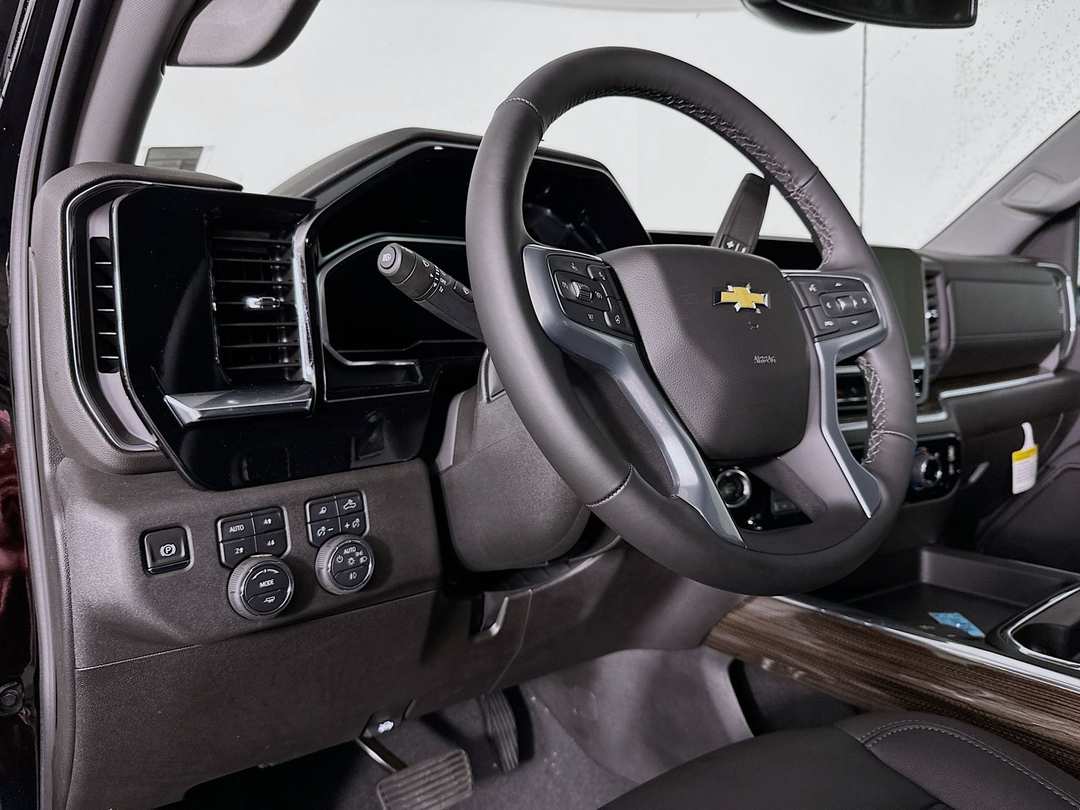 2025 Chevrolet Silverado 2500Hd LT - Image 10