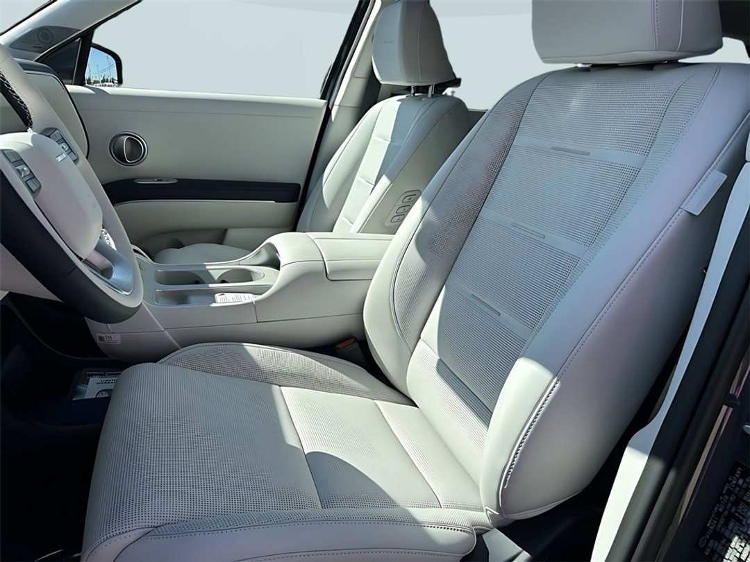 2026 Hyundai Palisade Calligraphy - Image 22