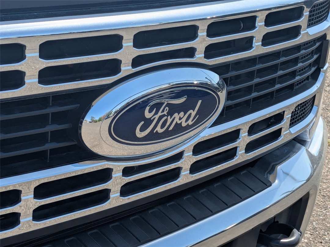 2024 Ford F-550Sd XL - Image 41