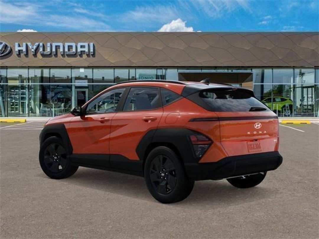 2026 Hyundai Kona SEL Premium - Image 5