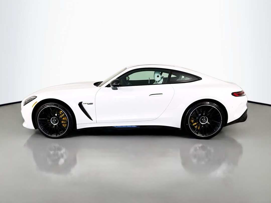 2026 Mercedes-Benz AMG Gt 63 - Image 2