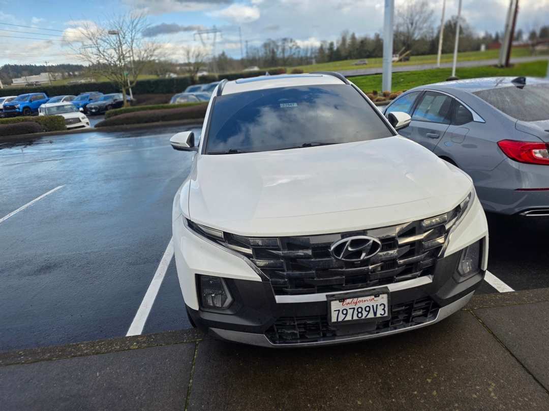 2024 Hyundai Santa Cruz Limited - Image 2