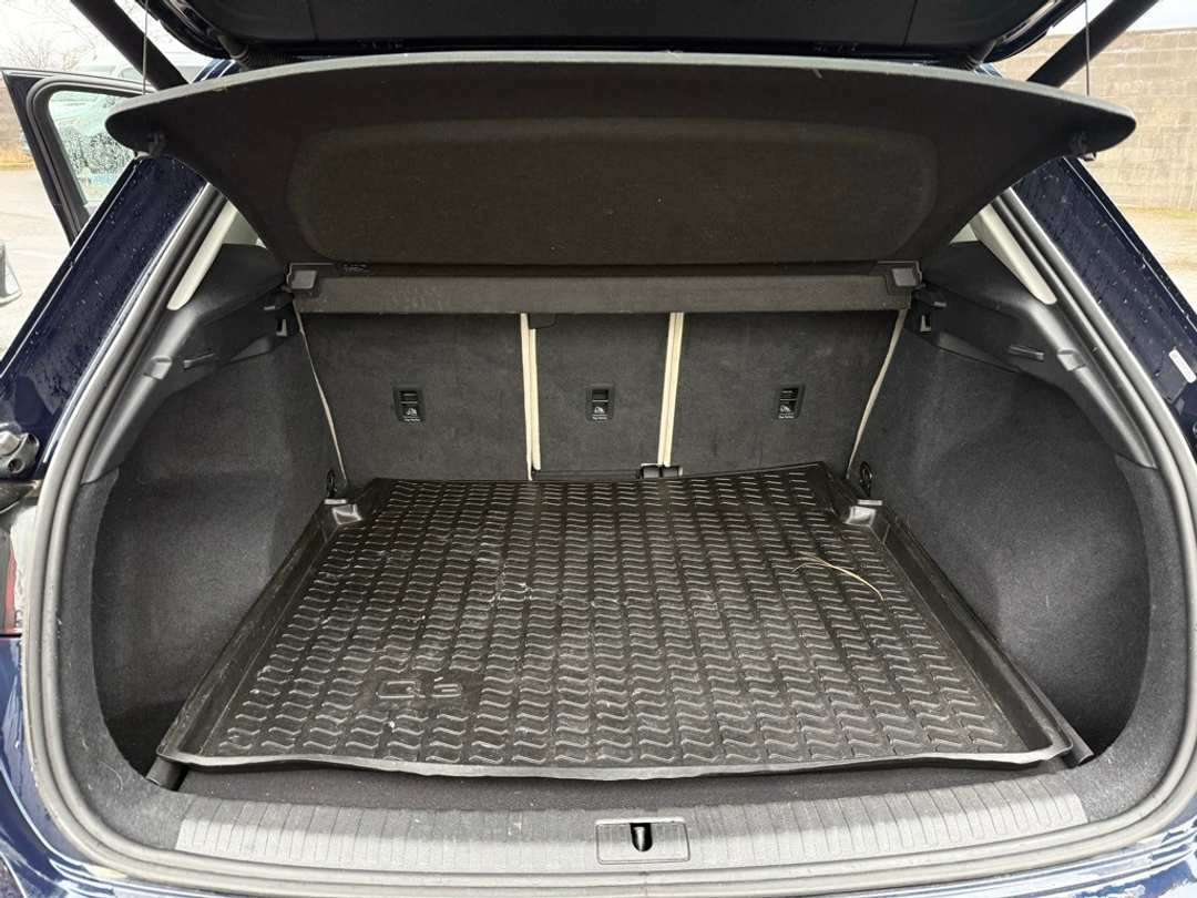 2019 Audi Q3 2.0T Premium Plus - Image 12