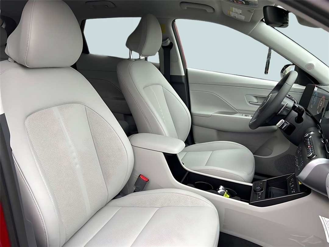 2026 Hyundai Kona SEL Premium - Image 11