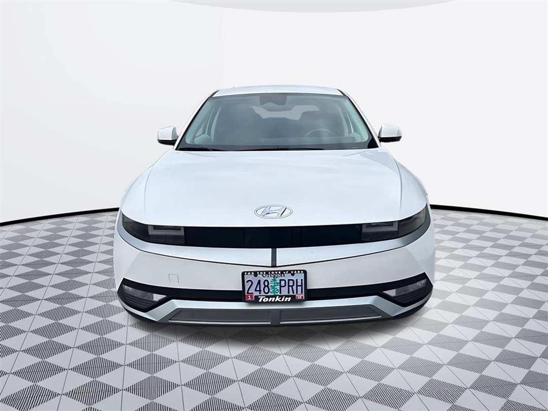 2023 Hyundai Ioniq 5 SE - Image 8