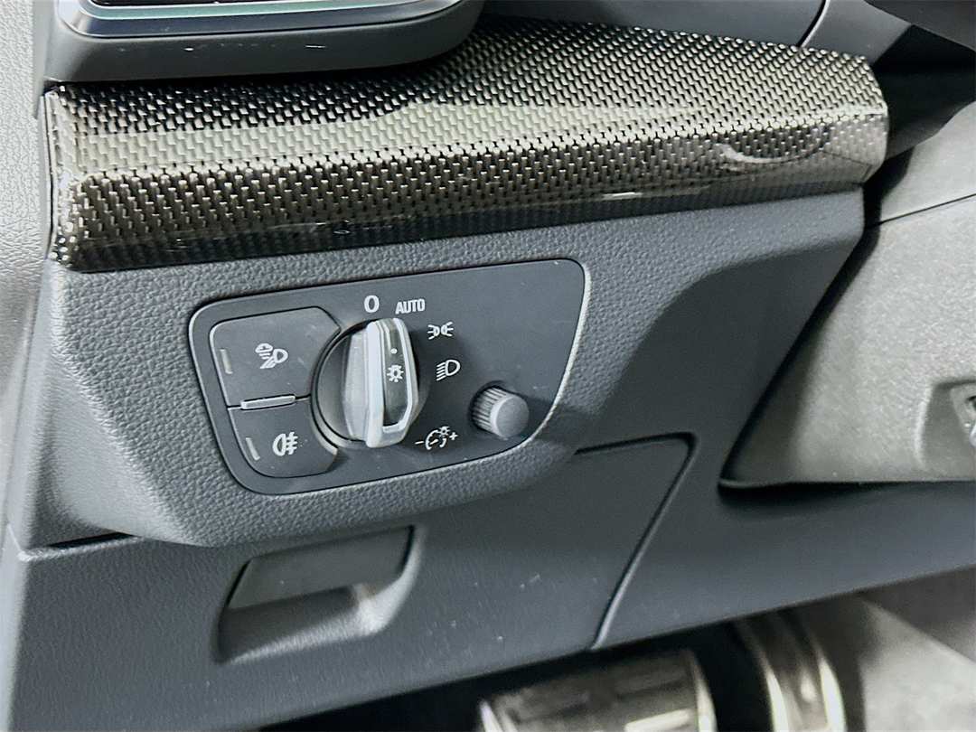 2023 Audi Sq5 Premium Plus - Image 10