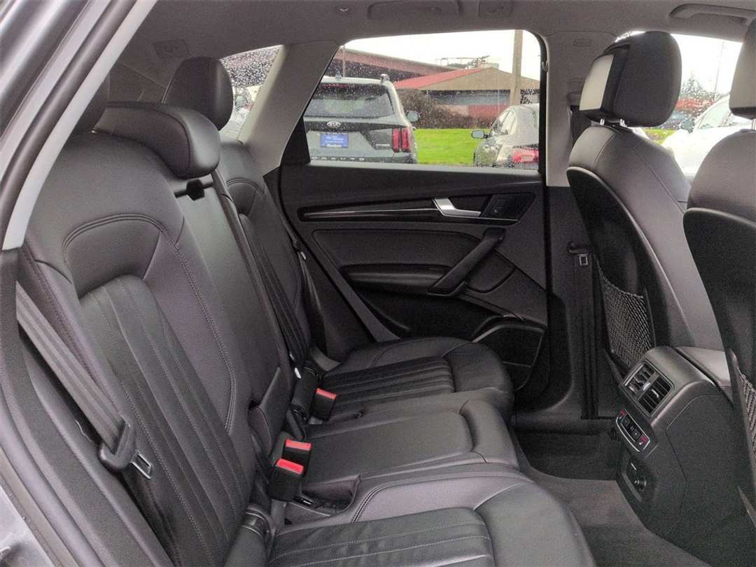 2020 Audi Q5 45 Premium Plus - Image 30