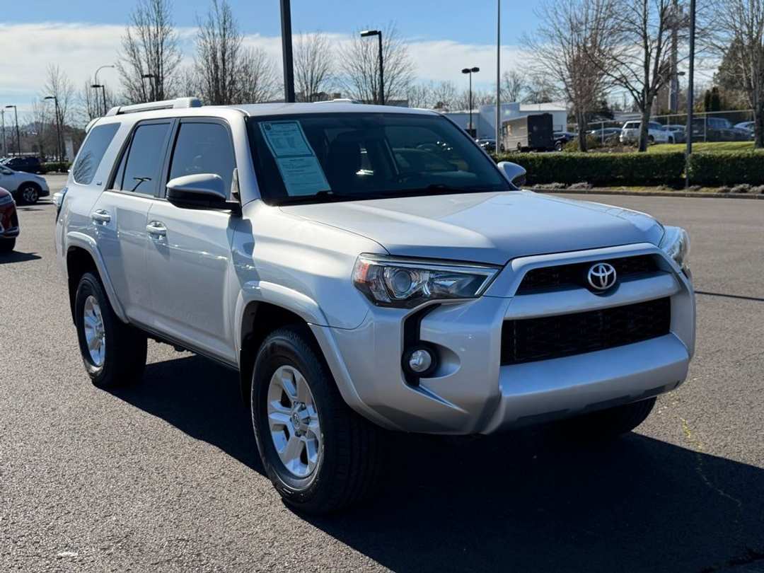 2017 Toyota 4Runner SR5 - Image 2