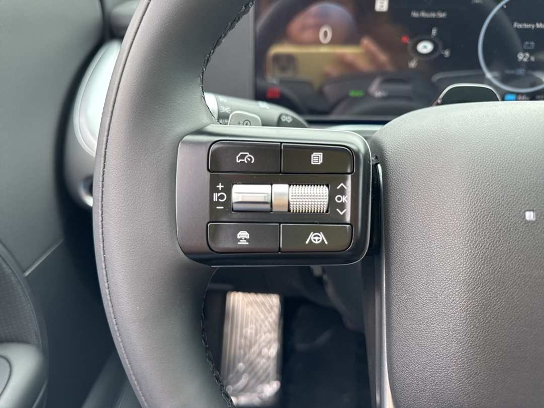 2026 Hyundai Ioniq 9 Performance Calligraphy - Image 37