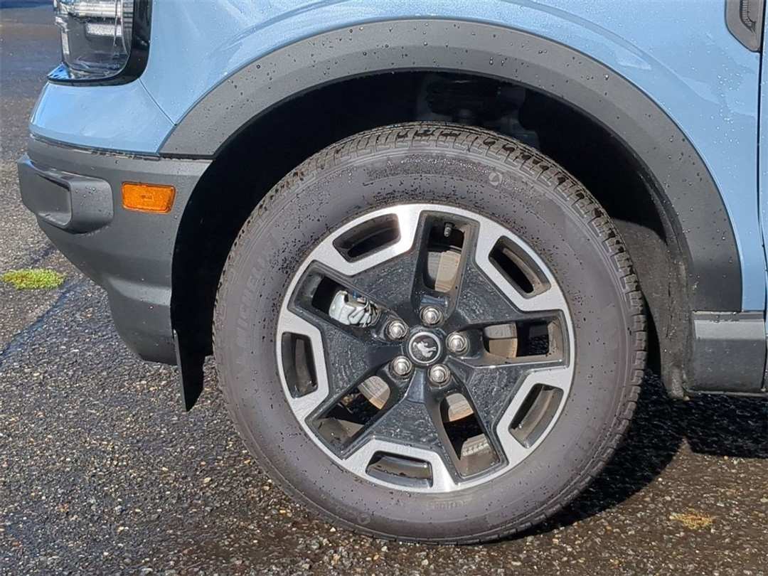 2024 Ford Bronco Sport Outer Banks - Image 33