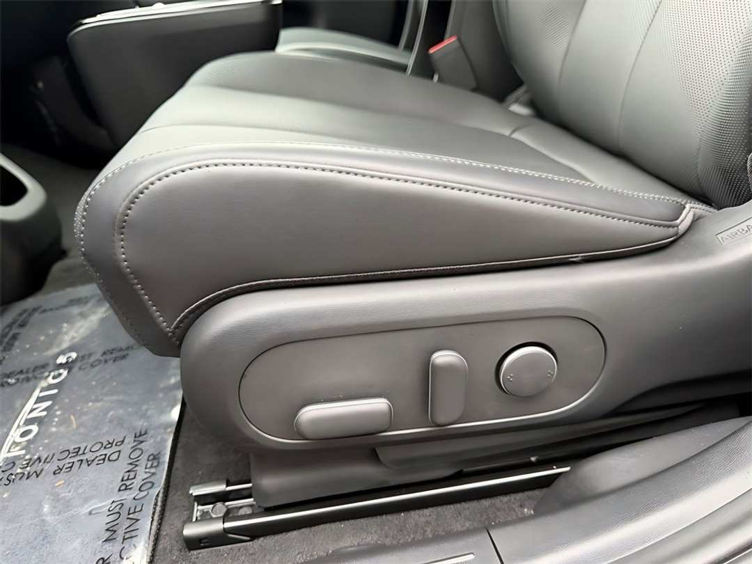 2026 Hyundai Ioniq 5 XRT - Image 14