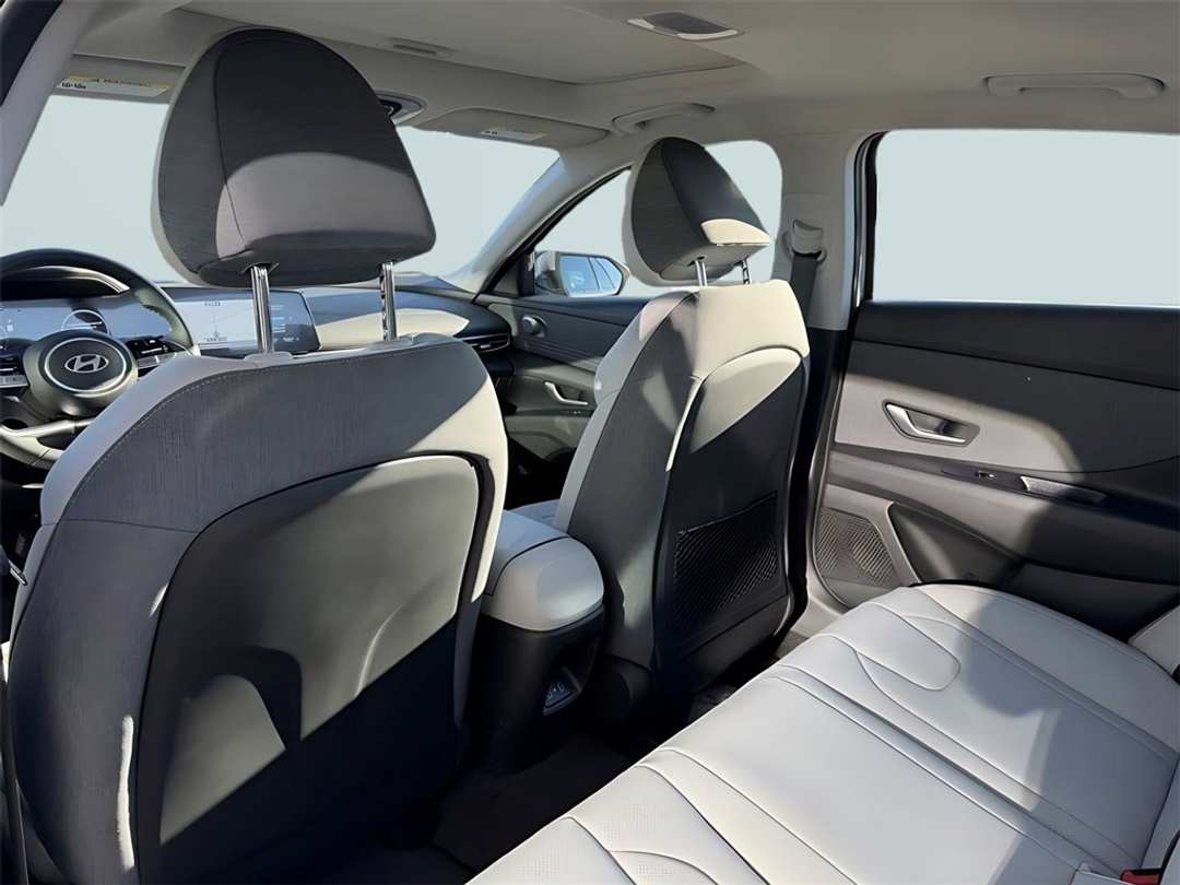 2026 Hyundai Elantra Limited - Image 31