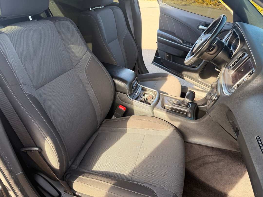 2017 Dodge Charger R/T - Image 24