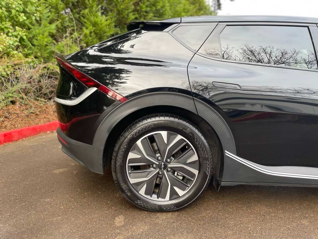 2024 Kia Ev6 Light - Image 4