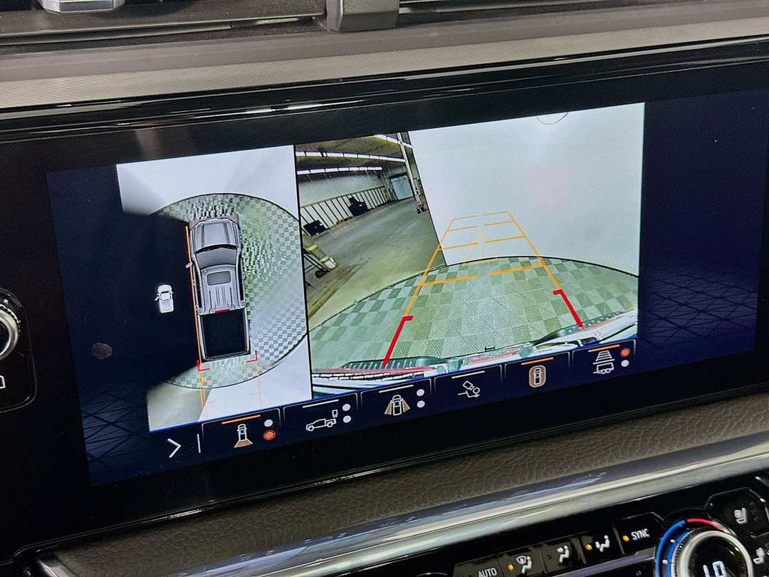 2024 GMC Sierra 1500 Denali - Image 15