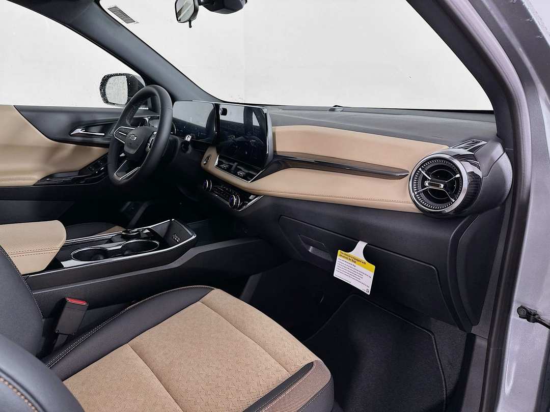 2026 Chevrolet Equinox ACTIV - Image 29