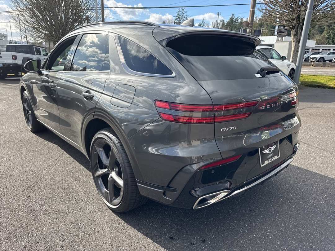 2026 Genesis Gv70 2.5T Sport Prestige - Image 5