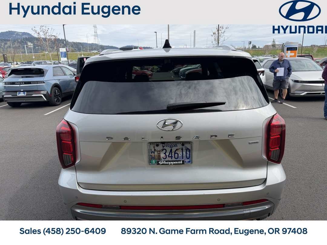 2023 Hyundai Palisade Calligraphy - Image 3