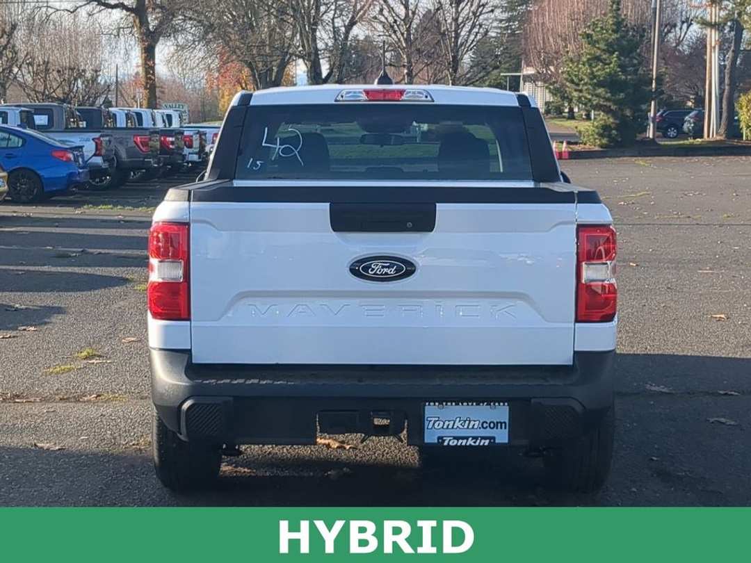 2025 Ford Maverick XL - Image 3