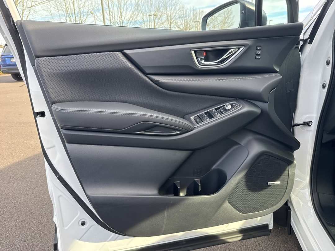 2026 Subaru Ascent Limited - Image 11