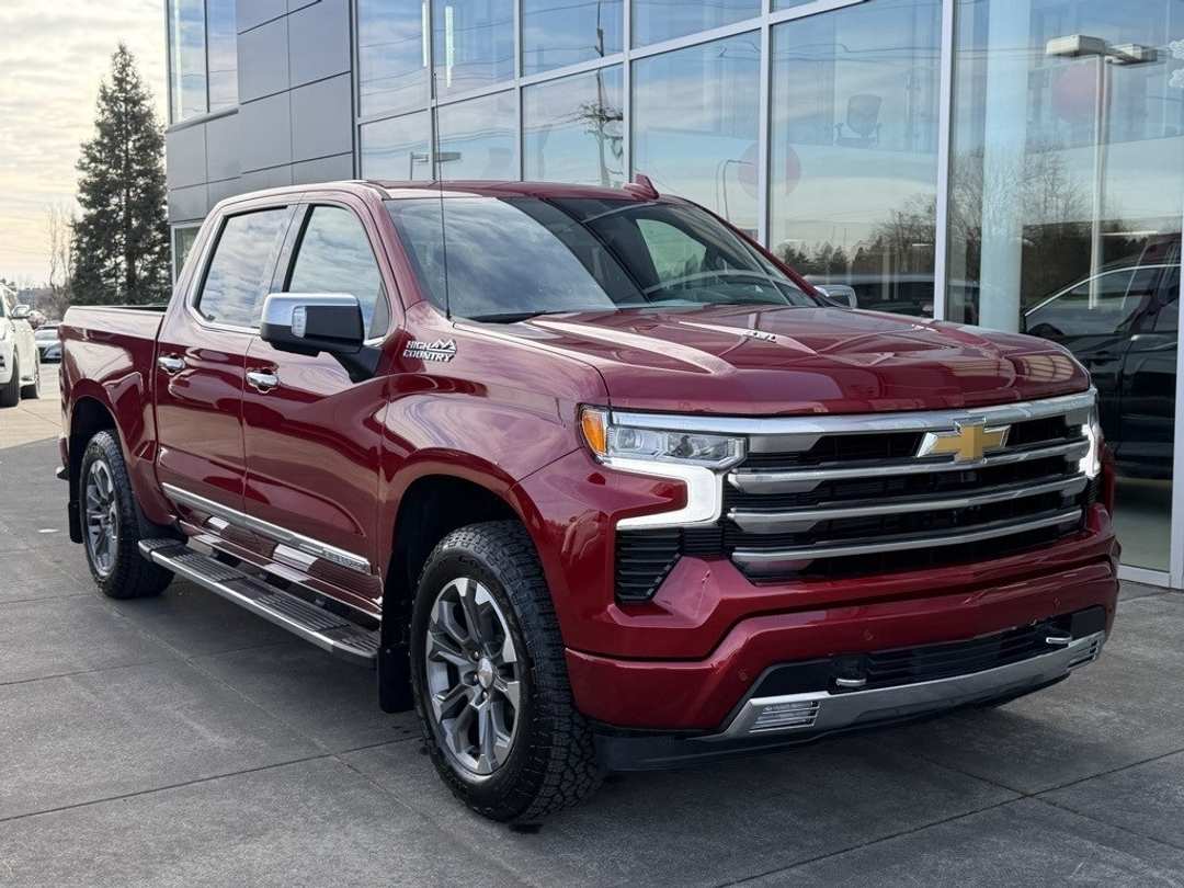 2025 Chevrolet Silverado 1500 High Country - Image 2