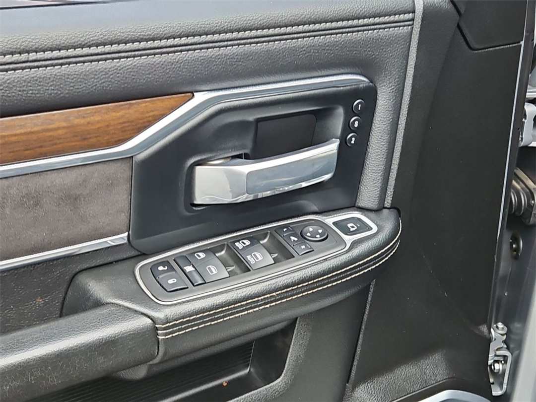 2022 Ram 2500 Laramie - Image 11