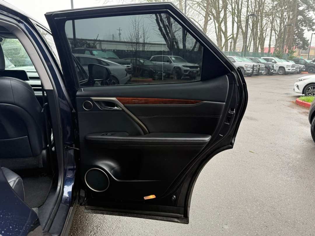 2018 Lexus RX 350L - Image 18