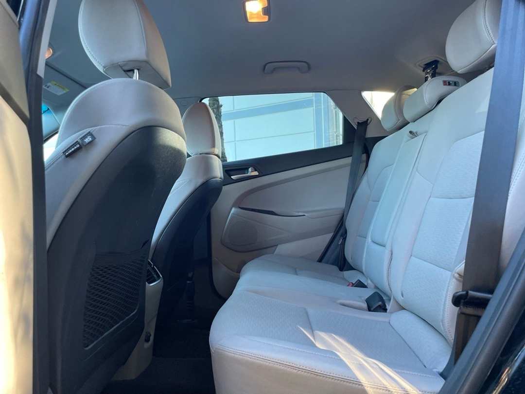 2020 Hyundai Tucson SEL - Image 17