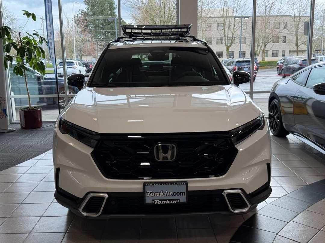 2026 Honda CR-V Sport Touring - Image 3